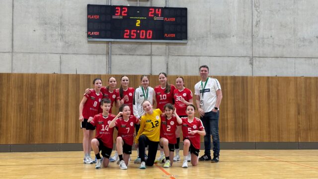 D-Juniorinnen des Görlitzer HC behalten die Nerven und erkämpfen 32:24-Heimsieg