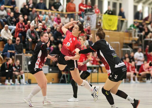 Handball-Görls oben auf