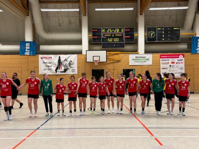 Starke Görls fordern Tabellenführer – knappe Niederlage nach großem Kampf